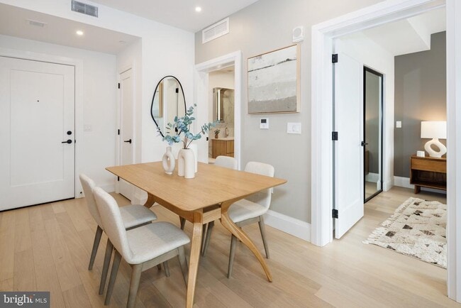 Building Photo - 1099 Germantown Ave