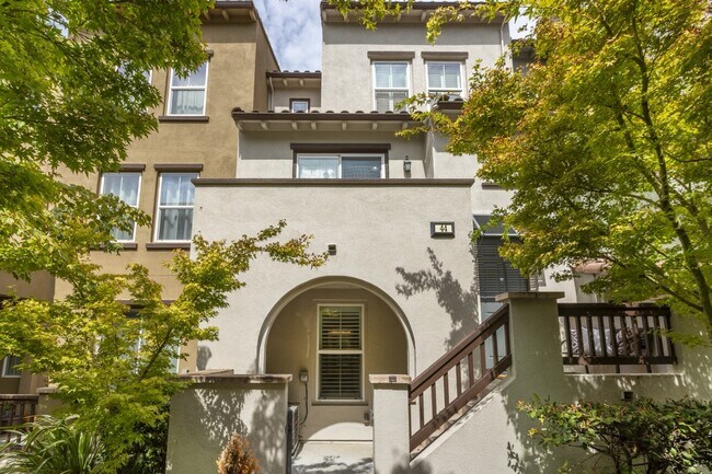 Foto del edificio - 44 Muller Pl