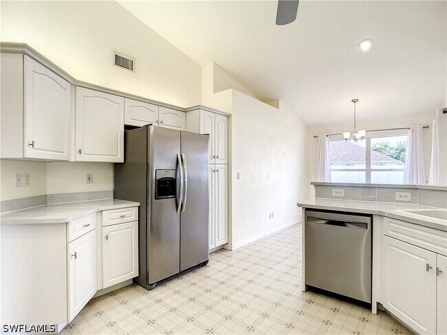 Foto del edificio - 2129 Viscaya Pkwy