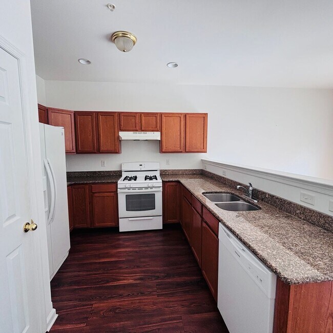 Foto del edificio - Located in the Highgates subdivision in Upper Macungie Township this 3 bedroom, 2.5 bath townhouse