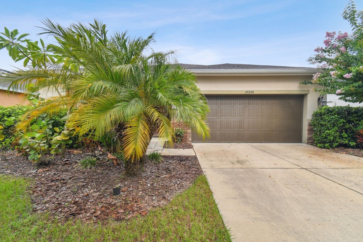 Spacious 4 Bed, 2 Bath Single Family Home ... - Spacious 4 Bed, 2 Bath Single Family Home ...