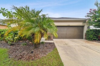 Building Photo - 10530 Medford Lakes Dr