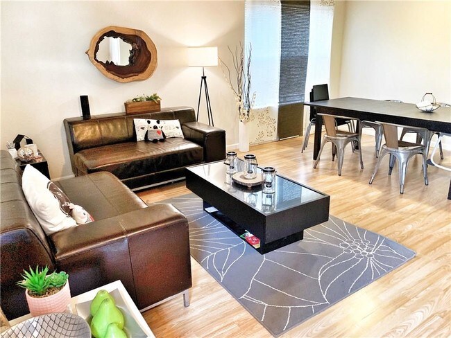 Foto del edificio - 203 Oakhurst Dr