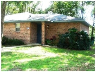 Primary Photo - Lakeview Grove Apartments