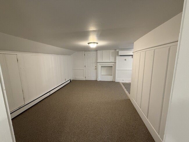 Building Photo - 90 Broadturn Rd