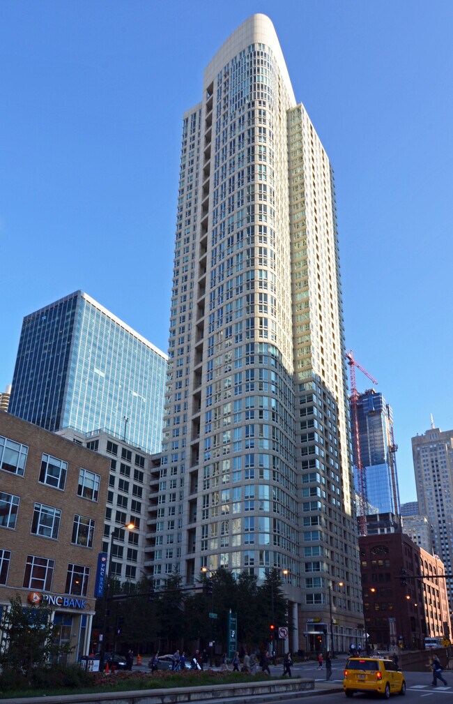 Foto del edificio - 345 N La Salle Dr