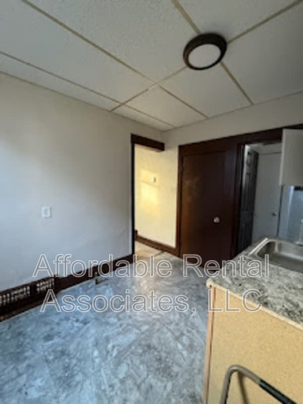 Foto del edificio - 1911 S 11th St