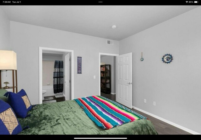 Foto del edificio - 8481 W Union Ave