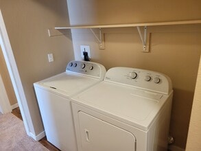 Building Photo - Summit Ridge Apartments