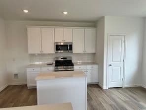 Building Photo - 1812 Memorable Moment Dr
