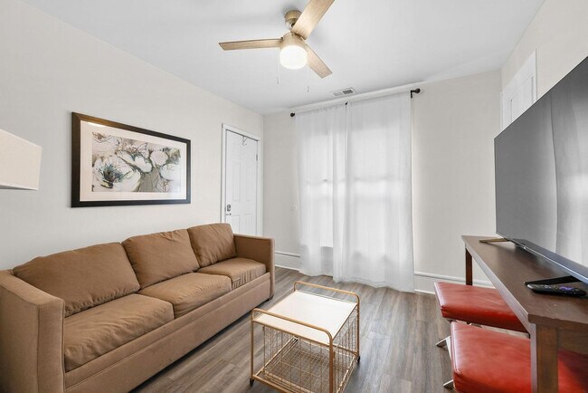 Building Photo - 3838 Bagley St