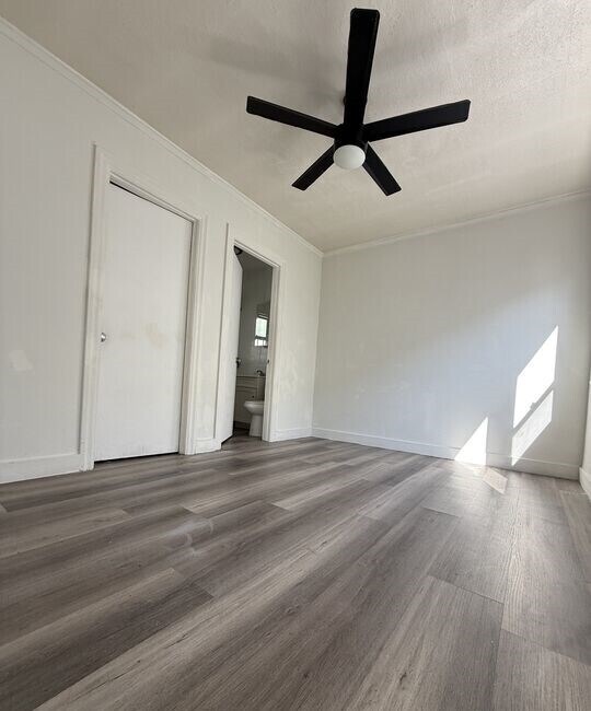 Foto del edificio - 2235 W 14th St