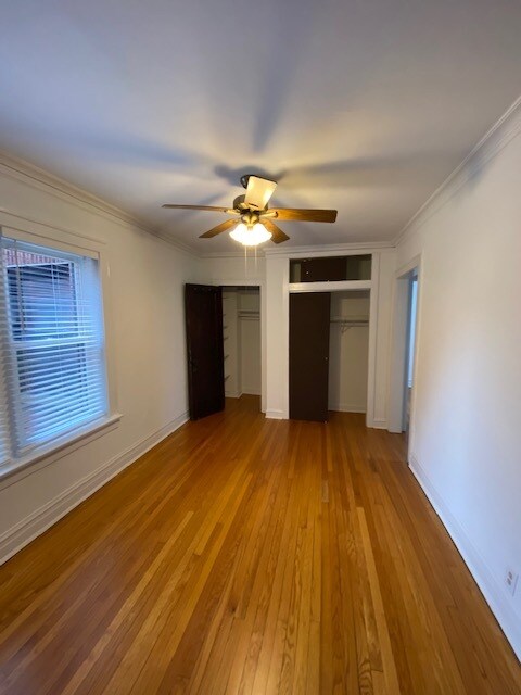 Living Room - 5252 N Glenwood Ave