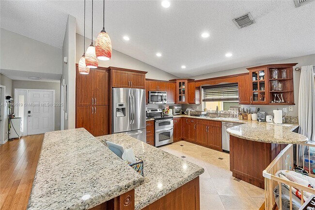 Foto del edificio - 4945 SW 34th Ter