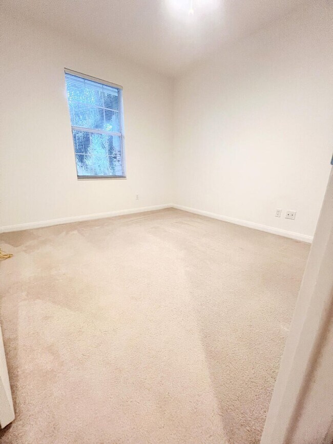 Foto del edificio - 3159 E Community Dr