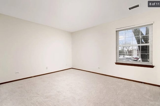 Foto del edificio - 1345 E Wyndham Cir