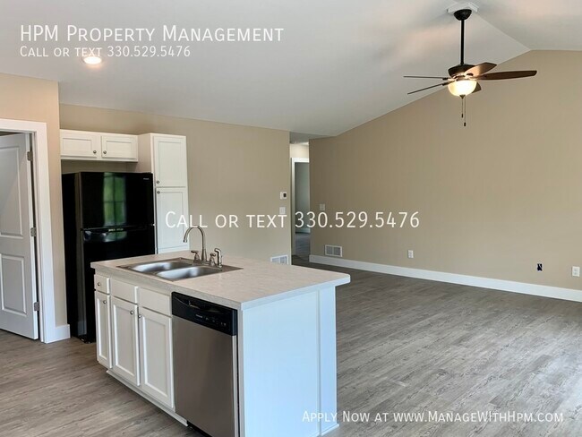 Building Photo - Newly Built Duplex in Perry For Rent!