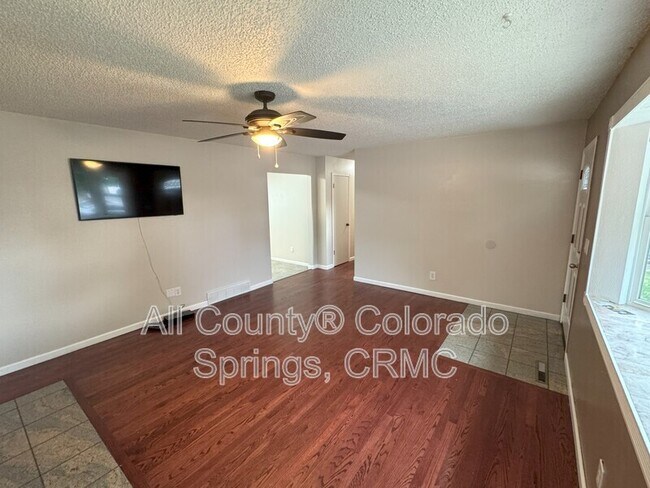 Foto del edificio - 3611 Pembroke St