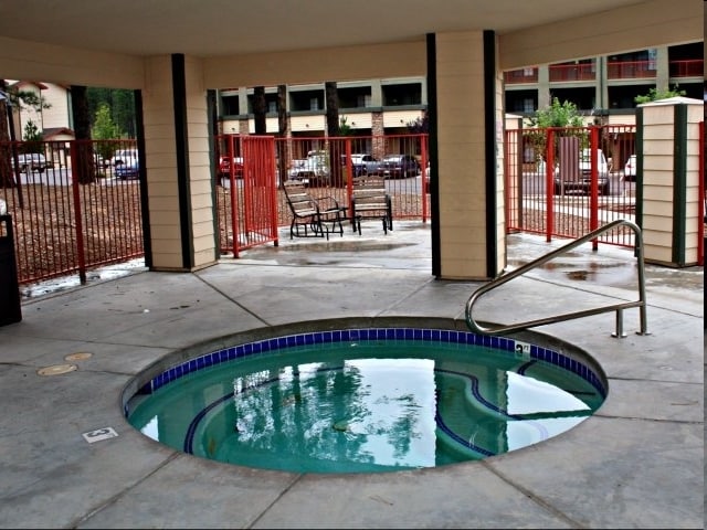 Spa - Clear Creek Village