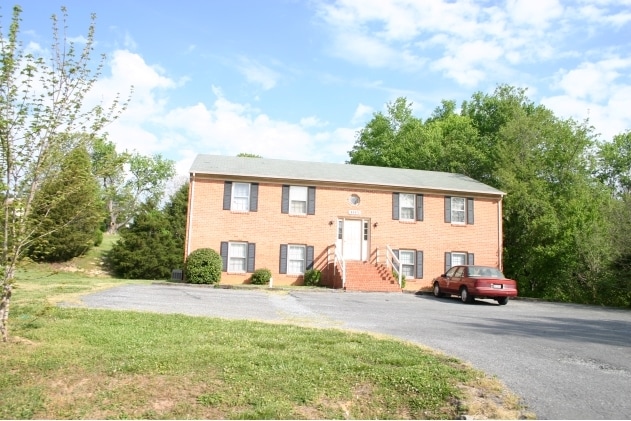 Building Photo - Daniel Hill Apartments