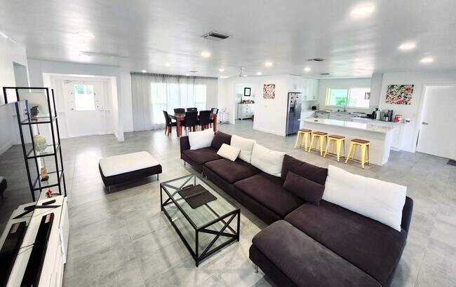 Foto del edificio - 1433 SE Sunshine Ave