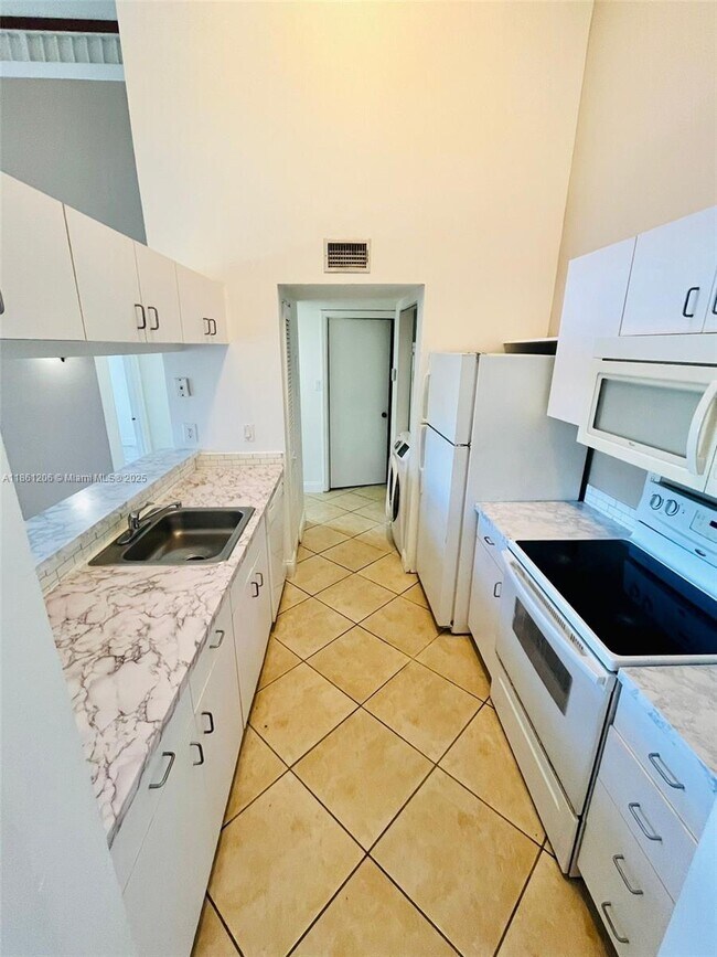 Foto del edificio - 10451 SW 157th Pl