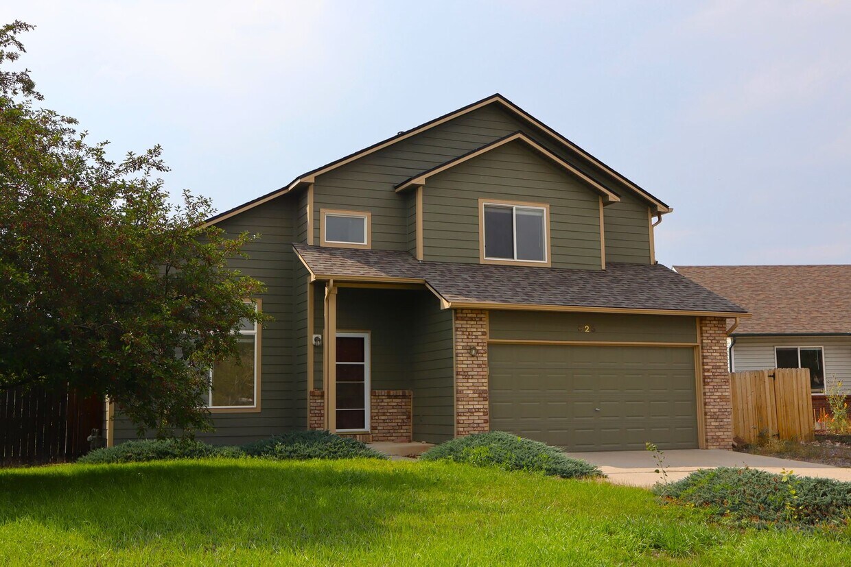 Foto principal - Bright & Spacious Single-Family Home in Gr...