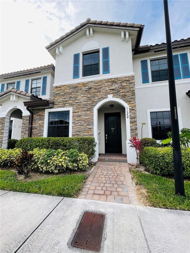 Building Photo - 11564 SW 151 Ave