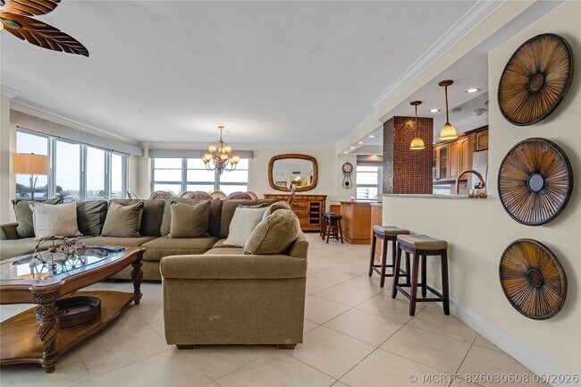 Building Photo - 133 N Pompano Beach Blvd