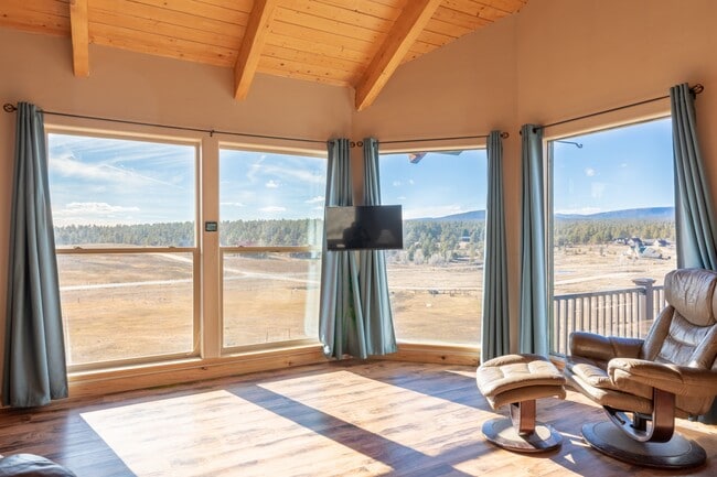 Foto del edificio - 3529 N Pagosa Blvd