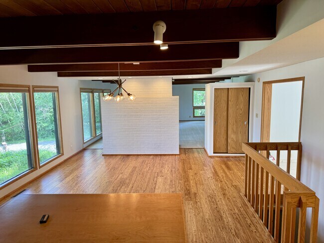 Foto del edificio - 1700 Cooper Ave S