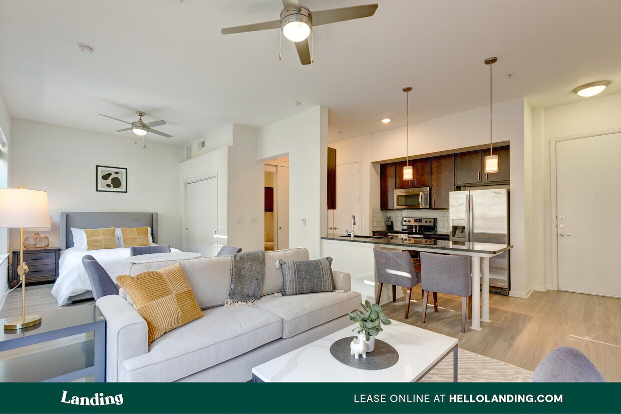 Foto principal - 3736 Glencoe St