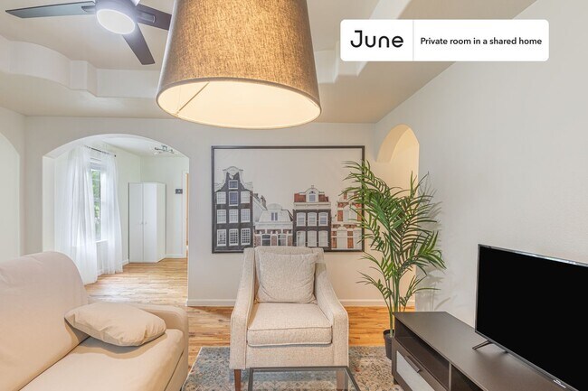 Foto del edificio - Room in Shared 4 bed/2 bath home