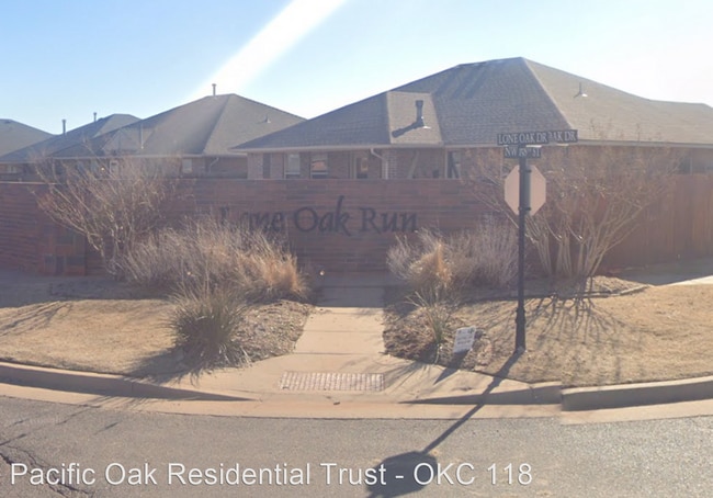 Building Photo - 3 br, 2 bath House - 15933 Sky Run Dr