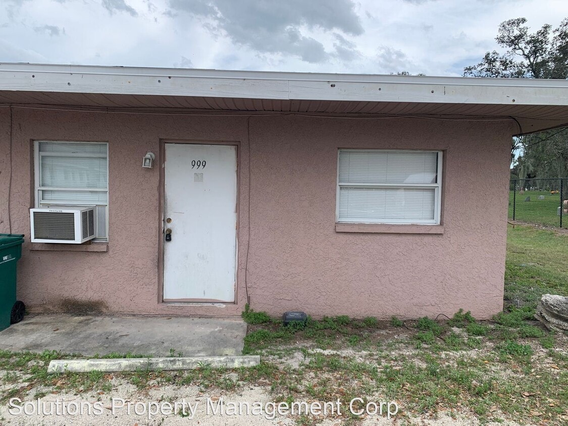 Primary Photo - 1 br, 1 bath House - 999 Coleman St.
