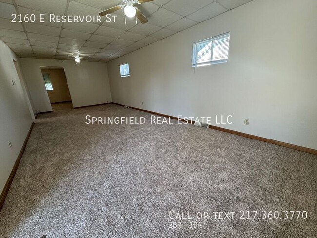 Foto del edificio - 2160 E Reservoir St
