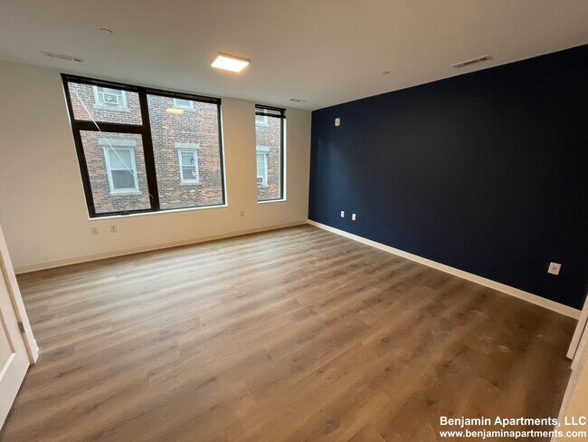 Foto del edificio - 95 Brighton Ave