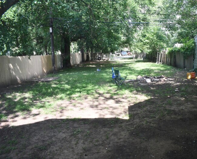 Large double-lot backyard with bonfire pit! - 6453 W Point St