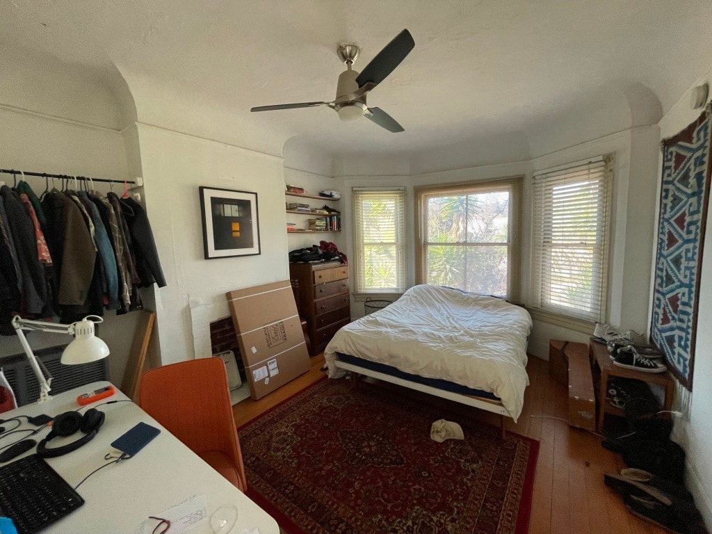 Primary Photo - 1428 N Glendale Blvd