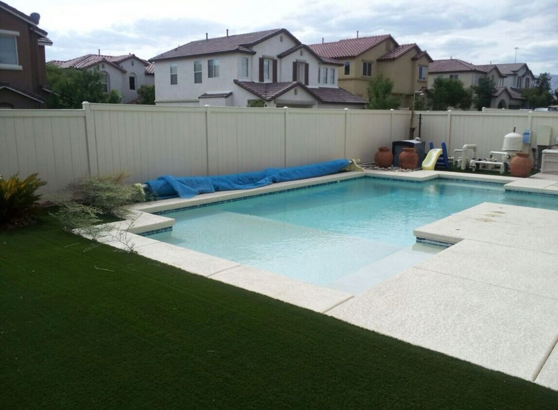 Foto del edificio - 8321 W Wildwood Glen Dr