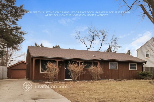 Foto del edificio - 141 Queenswood Rd