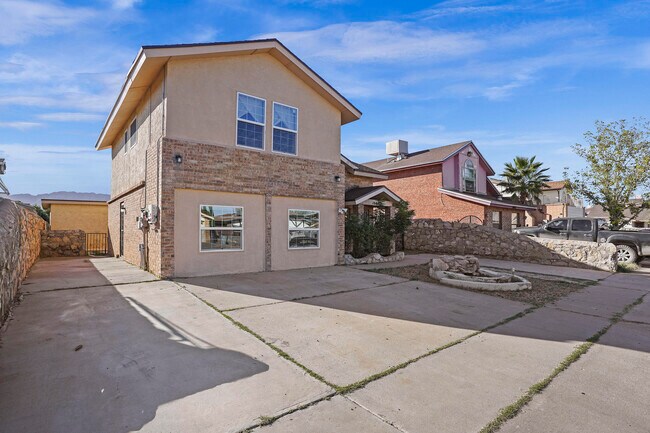 Building Photo - 10953 Casey Stengel Pl