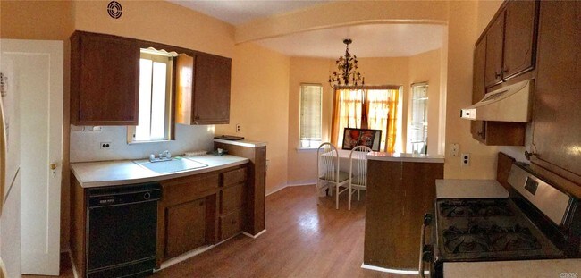 Foto del edificio - 69-20 178th St