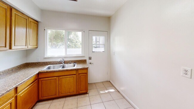 Foto del edificio - 11121 Richmont Rd