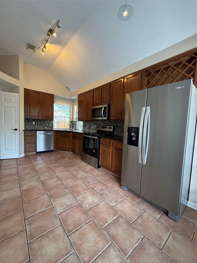 Foto del edificio - 5007 Pine Prairie Ln