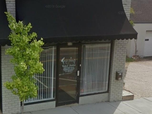 Primary Photo - 108 E. Main St (Jonesboro)