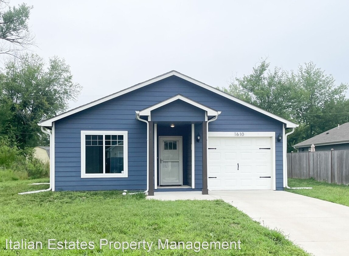 Primary Photo - 3 br, 2 bath House - 1610 Hill Valley Dr.