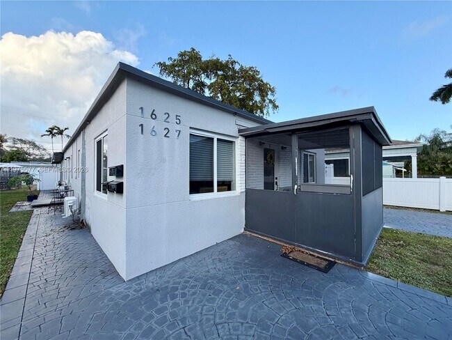 Foto del edificio - 1625 Dewey St