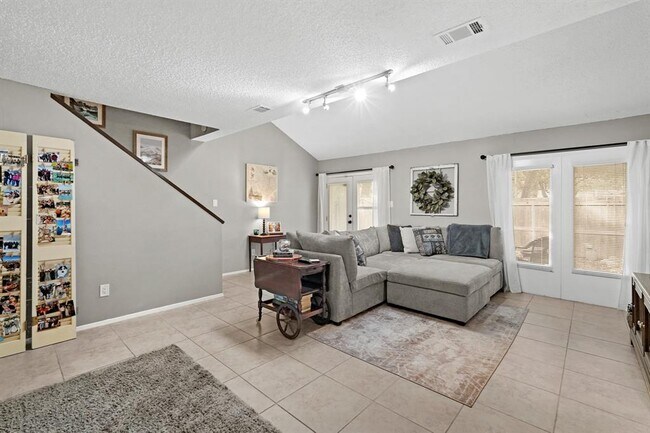 Building Photo - 5844 Sampley Way