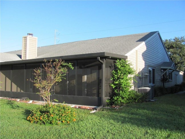 Building Photo - 9270 Westlinks Terrace